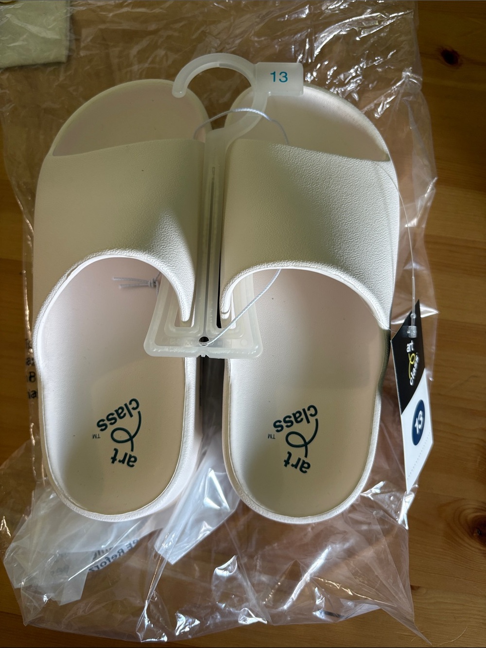 art class White Kids Slide Sandals - Size 13